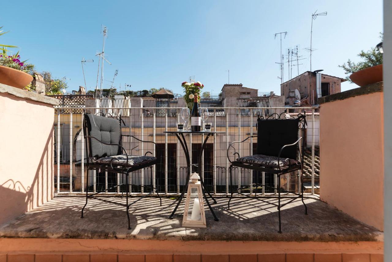 Spanish Steps Corner Rome Exterior photo
